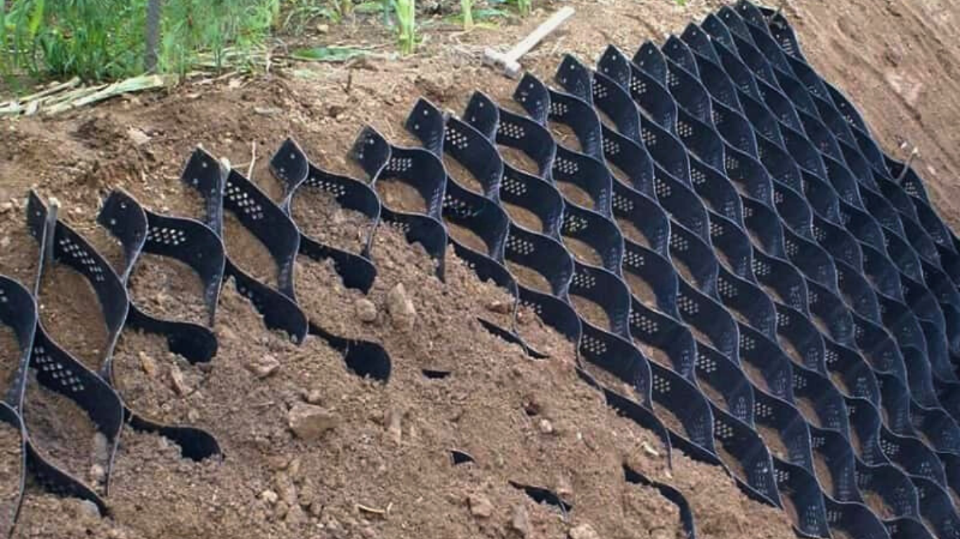 Biện pháp thi công ô Geocell chống xói mòn