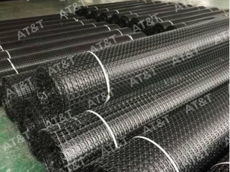 Ứng dụng lưới địa kỹ thuật làm tường chắn
